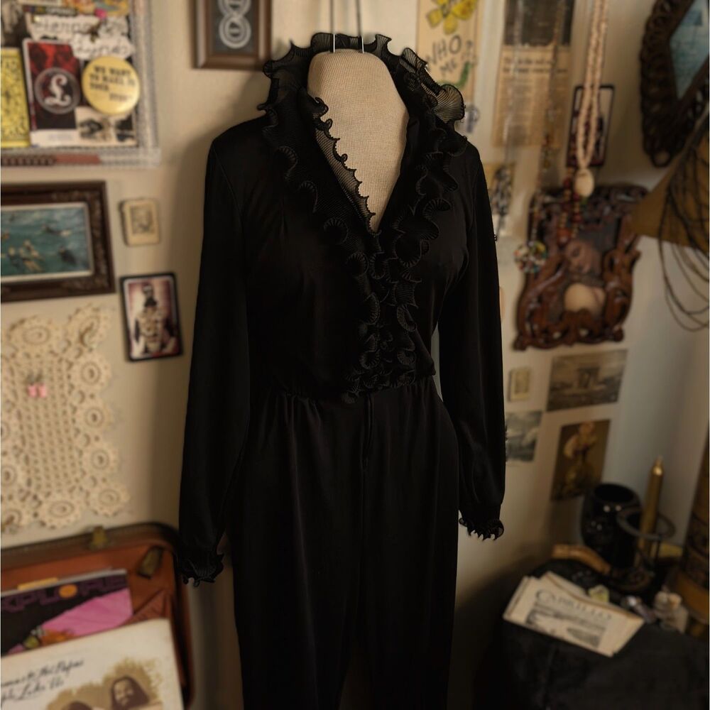 Vintage Ruffled Full Jumpsuit Women's Medium Black Collared V-Neck Disco 70s